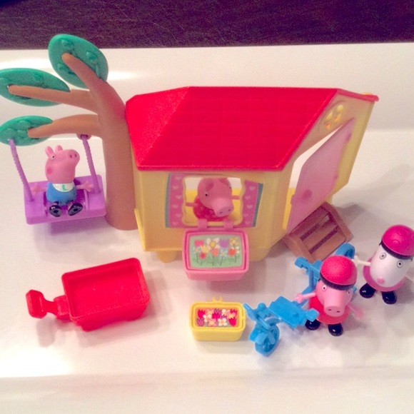 💕Peppa Pig Treehouse, Peppa, George & Suzy Sheep - Picture 1 of 3